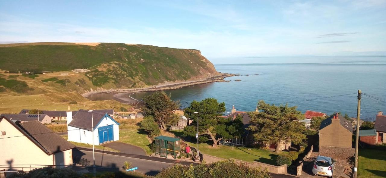 Puffins Nest Villa Gardenstown Exterior photo